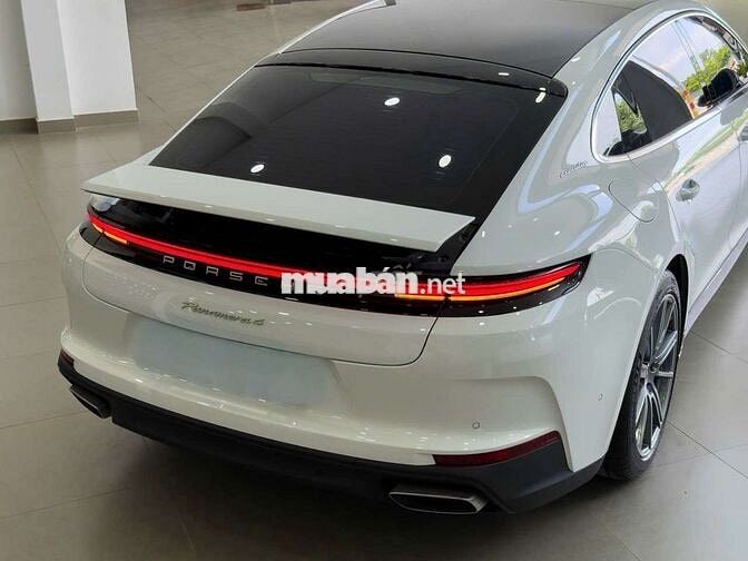 Porsche Panamera 4 Executive E-Hybrid siêu lướt