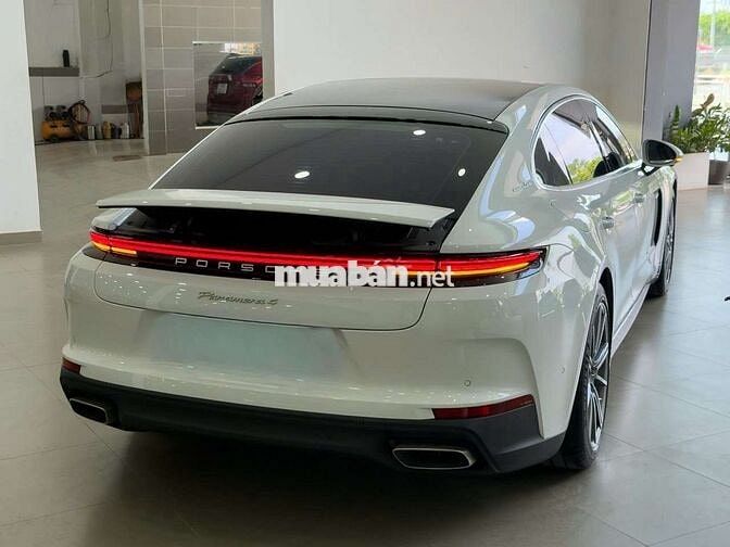 Porsche Panamera 4 Executive E-Hybrid siêu lướt
