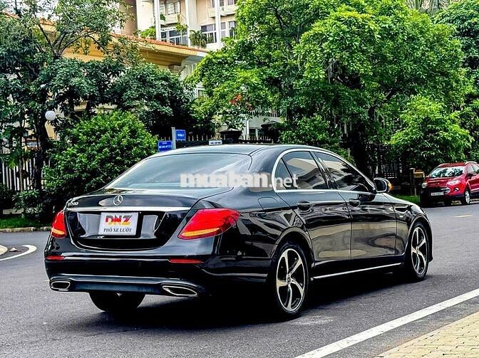 Mercedes-Benz E200 Sport 2020 Full option Đen