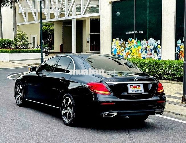 Mercedes-Benz E200 Sport 2020 Full option Đen