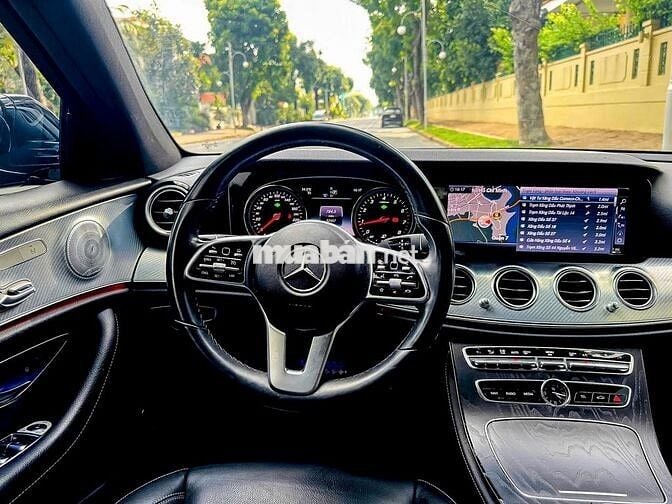 Mercedes-Benz E200 Sport 2020 Full option Đen