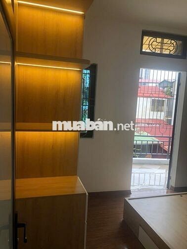 33m²x 4 tầng, nhà lô góc, 2 ngủ,2WC ngõ 73 Quan Nhân,cách mặt phố 40m