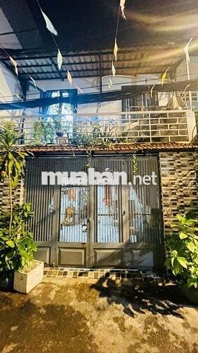 NHÀ QUANG TRUNG HẺM XE HƠI 1 SẸC - NHÀ CÒN RẤT MỚI