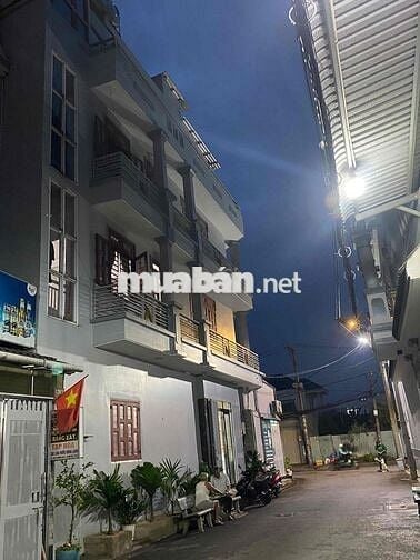 Nhà mặt tiền 5x20, p. Thới An Q12 đường 12m, có thang máy