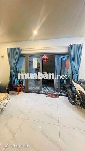 NHÀ QUANG TRUNG HẺM XE HƠI 1 SẸC - NHÀ CÒN RẤT MỚI