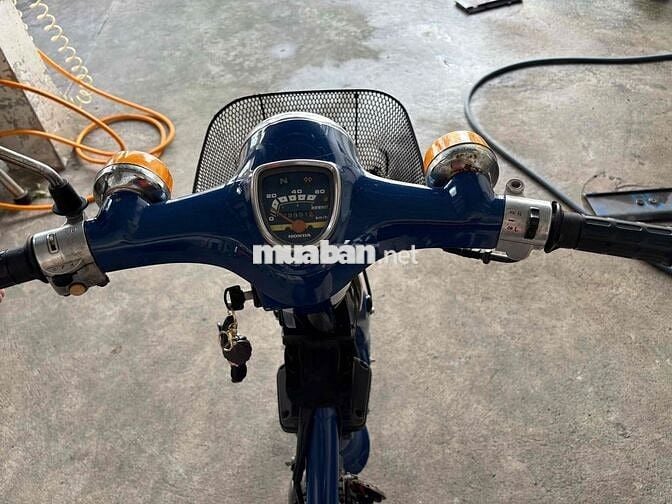 Honda Cub 86-50cc Kim Vàng Giọt Lệ, Biển Số 33