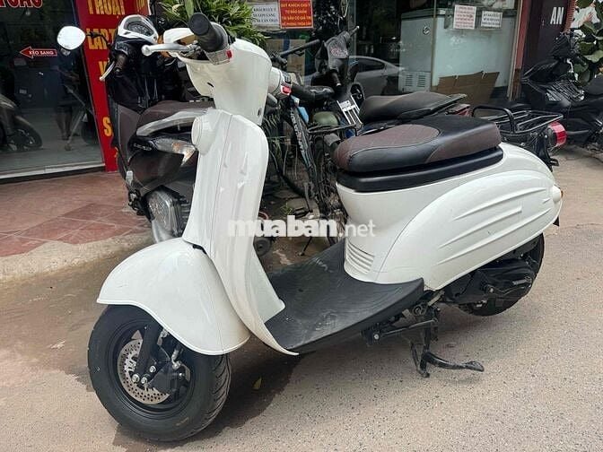 Xe tay ga Athena 50cc Trắng 4000km