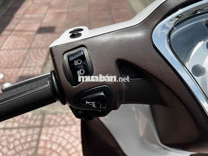 Honda SH Mode 2015 Trắng