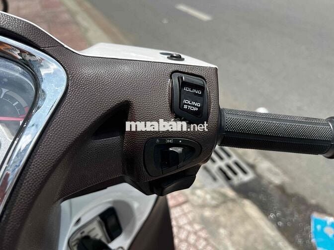 Honda SH Mode 2015 Trắng
