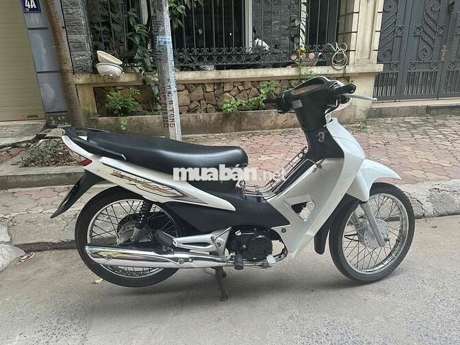 Xe máy 50cc màu Trắng cưc ngon  học sinh