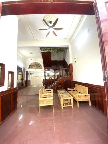 BÁN NHÀ LÔ GÓC KẸP KIỆT- KHAI THÁC DÒNG TIỀN TỐT 