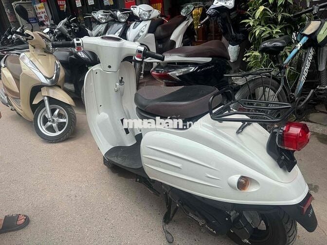 Xe tay ga Athena 50cc Trắng 4000km