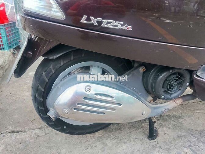 Piaggio Vespa LX 125ie Phun xăng điện tử Nâu