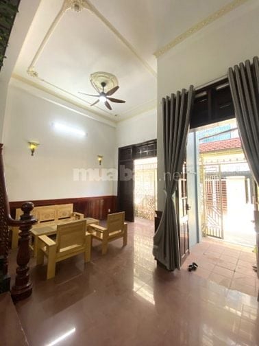 BÁN NHÀ LÔ GÓC KẸP KIỆT- KHAI THÁC DÒNG TIỀN TỐT 