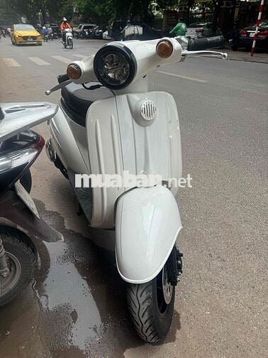 Xe tay ga Athena 50cc Trắng 4000km
