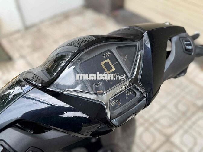 Honda SH 125 2023 Đen 27.666 km ra tên chủ mới