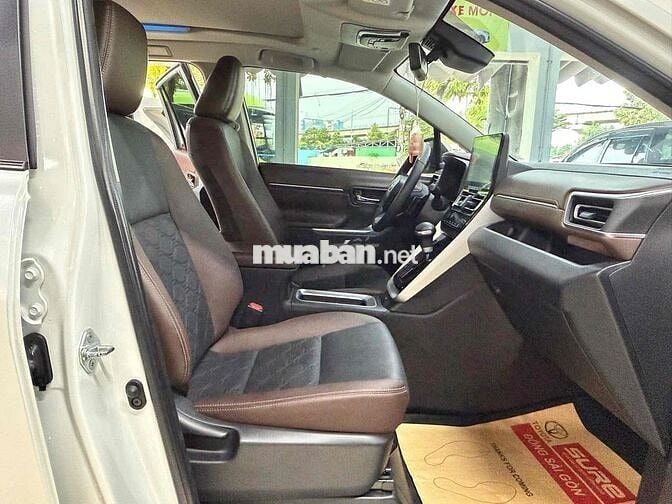 Toyota Innova Cross Hybrid Trắng Ngọc Trai 🌾9xx(TL