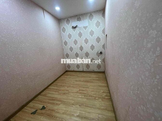 Bán nhà Đường số 51, 45m2, 2 Tầng, 2PN, hẻm ÔTÔ nhựa 6m,kế Emart2, TL