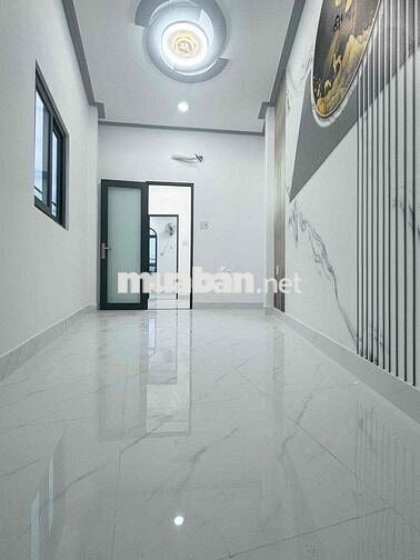 NHÀ ĐẸP 2 TẦNG — GẦN AEON SIÊU THỊ TÂN PHÚ 5.8M x 13.5M Giá Tốt