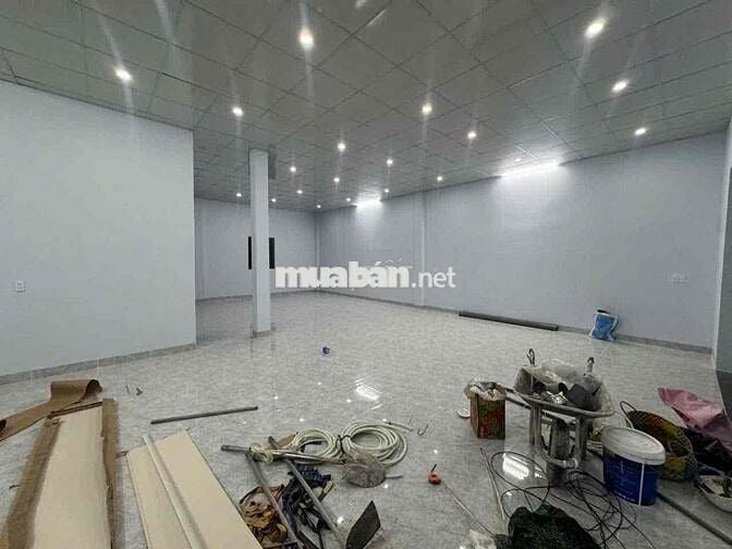 cho thuê nhà 10x30 đường Bùi Ngọc Thu ( gần chợ Bưng Cầu)