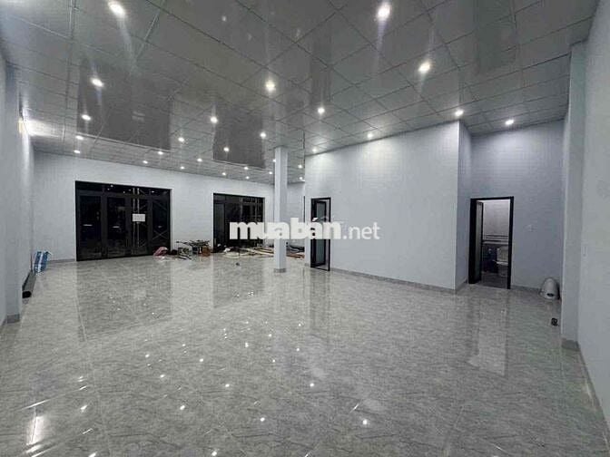 cho thuê nhà 10x30 đường Bùi Ngọc Thu ( gần chợ Bưng Cầu)