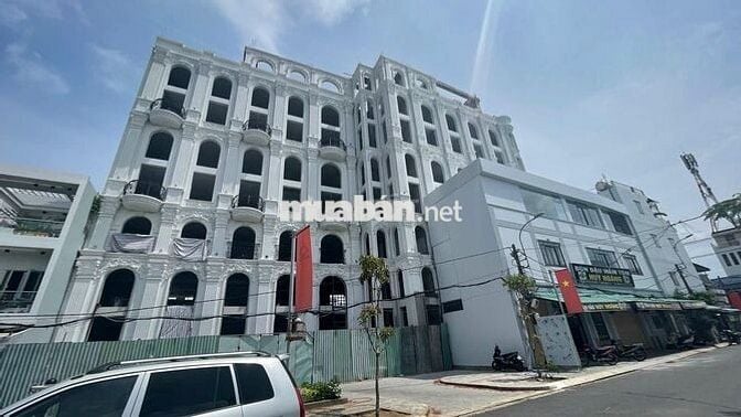 cho thuê nhà 5 lầu đường nguyễn thi thâp ,P tân phú Quận 7