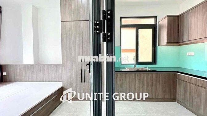 STUDIO FULL NỘI THẤT, BAN CÔNG TRUNG TÂM QUẬN 3