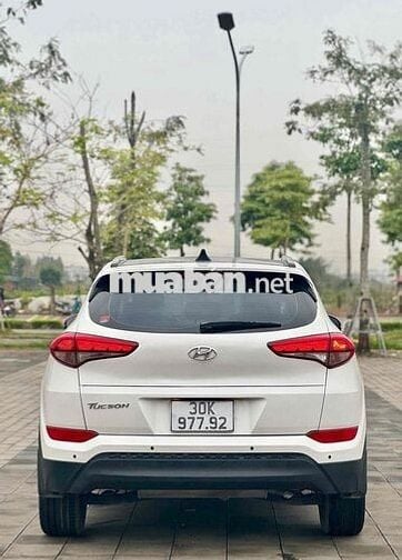 Hyundai Tucson 2.0 ATH 2017 Trắng 5 chỗ