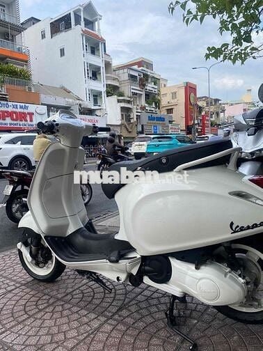Piaggio Vespa Sprint Trắng