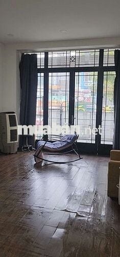SANG NHƯỢNG SALON DOANH THU TỐT