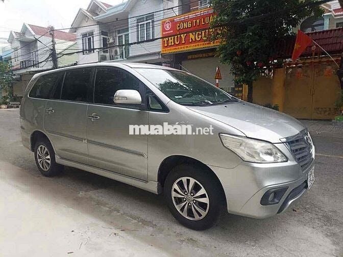 Toyota Innova 2015 Số tự động Bạc
