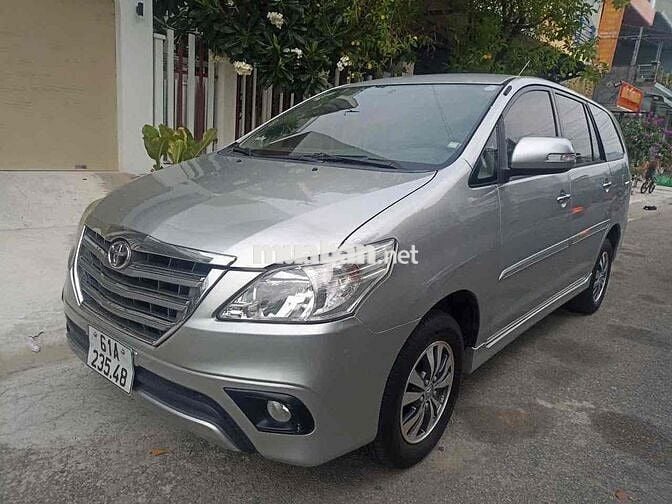 Toyota Innova 2015 Số tự động Bạc