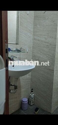 SANG NHƯỢNG SALON DOANH THU TỐT