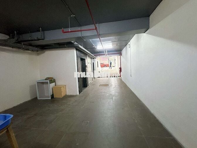 Toà Văn Phòng Đấu giá Tân Triều 130m 9tầng mt6m,vỉa hè ô tô tải tránh