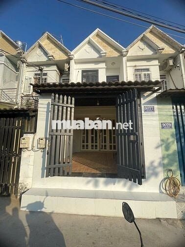 Nhà tại Lê Văn Lương-Ngay ngã 4 Nguyễn Bình. Nhà trống nhận ngay