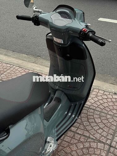 Piaggio Vespa Sprint 2025 Xám Vài ngàn km