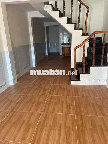 Nhà tại Lê Văn Lương-Ngay ngã 4 Nguyễn Bình. Nhà trống nhận ngay