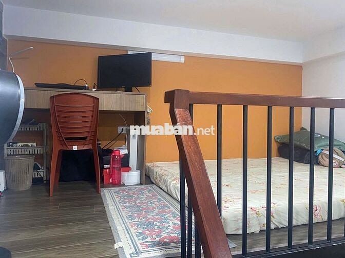 P601 đủ đồ có ban công và gác xép