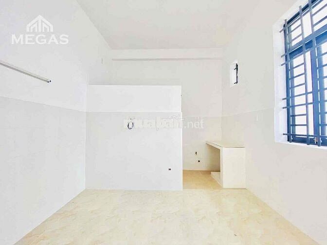 CHO THUÊ PHÒNG GIÁ RẺ BAN CÔNG THOÁNG GẦN ĐẠI HỌC VĂN HIẾN