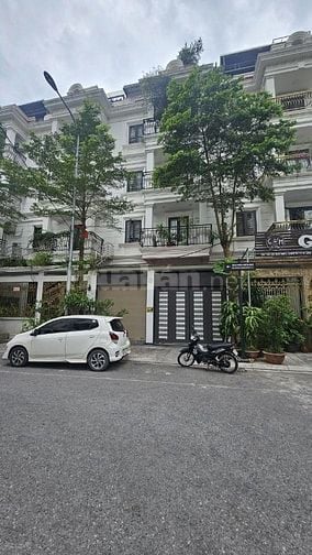 Cho thuê nhà NV02 khu đô thị Rose town 79 Ngọc Hồi, Hoàng Mai, Hà Nội