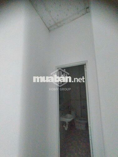 1 TRỆT 1 LẦU 3PN NGAY SÁT NGÃ TƯ THỦ ĐỨC ĐỐI DIỆN SPKT GIÁ CHỈ 15TR/TH