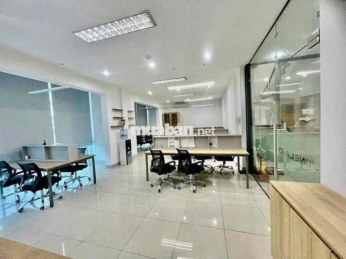 CỰC PHẨM ỐP KÍNH - 5x18m, 262C Huỳnh Văn Bánh, P.11, Phú Nhuận, 4 tầng