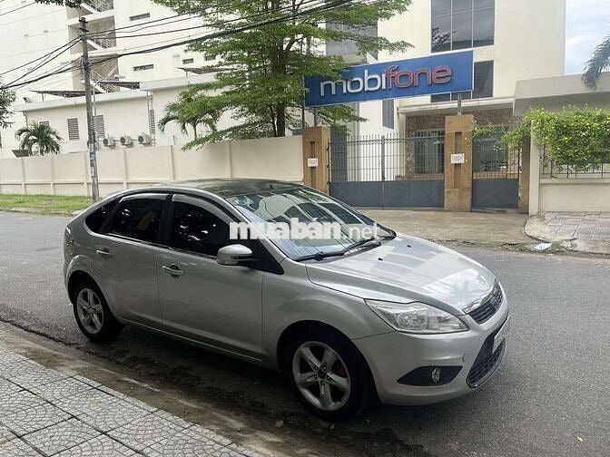 Ford Focus 2024 Tự động Bạc
