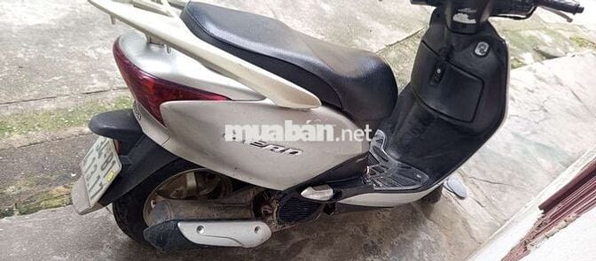Honda Lead 110 Bạc