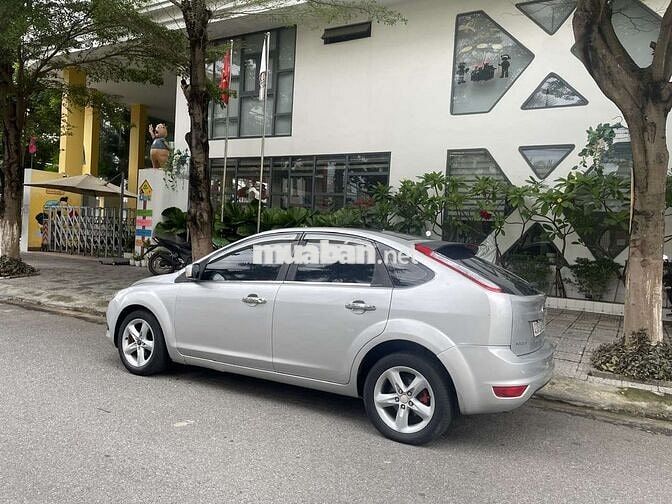 Ford Focus 2024 Tự động Bạc