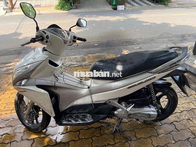 Honda Air Blade Trắng Tiết kiệm xăng