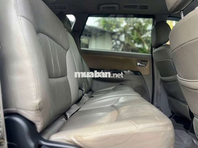 Mitsubishi Grandis 2005
