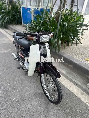 Honda Dream Thái biển Hà Nội