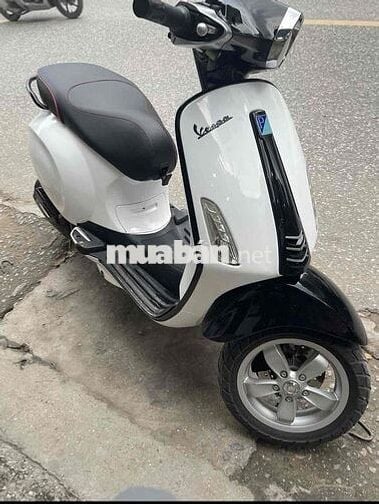 Piaggio Vespa Sprint Trắng