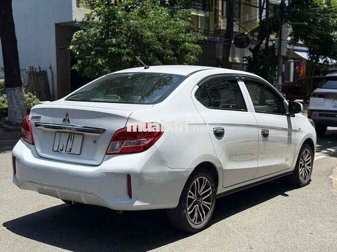 Mitsubishi Mirage 2021 Số sàn 50000 km Trắng